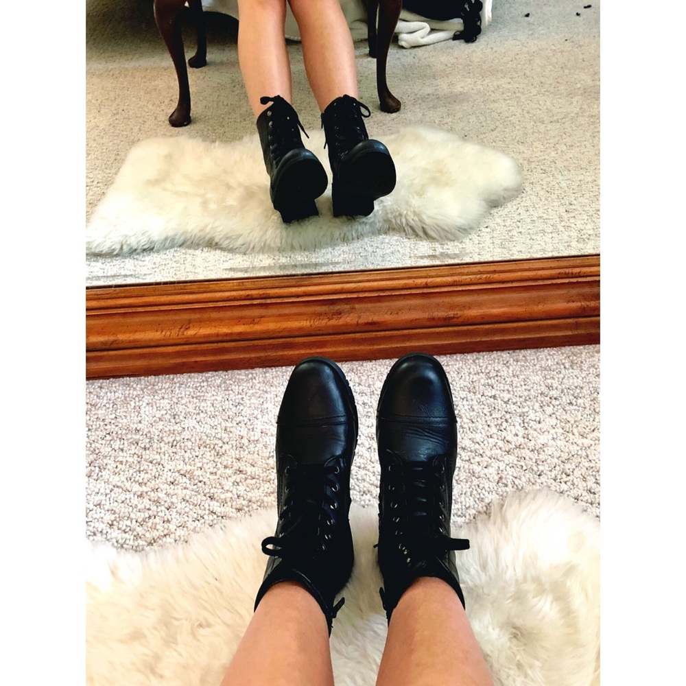 NWOT BLACK COMBAT BOOTS - Picture 7 of 8